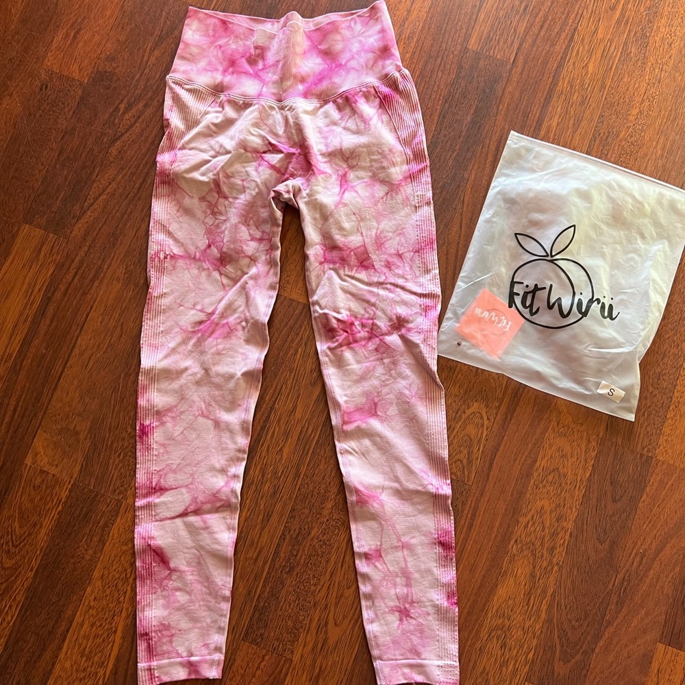 Scrunch butt leggings